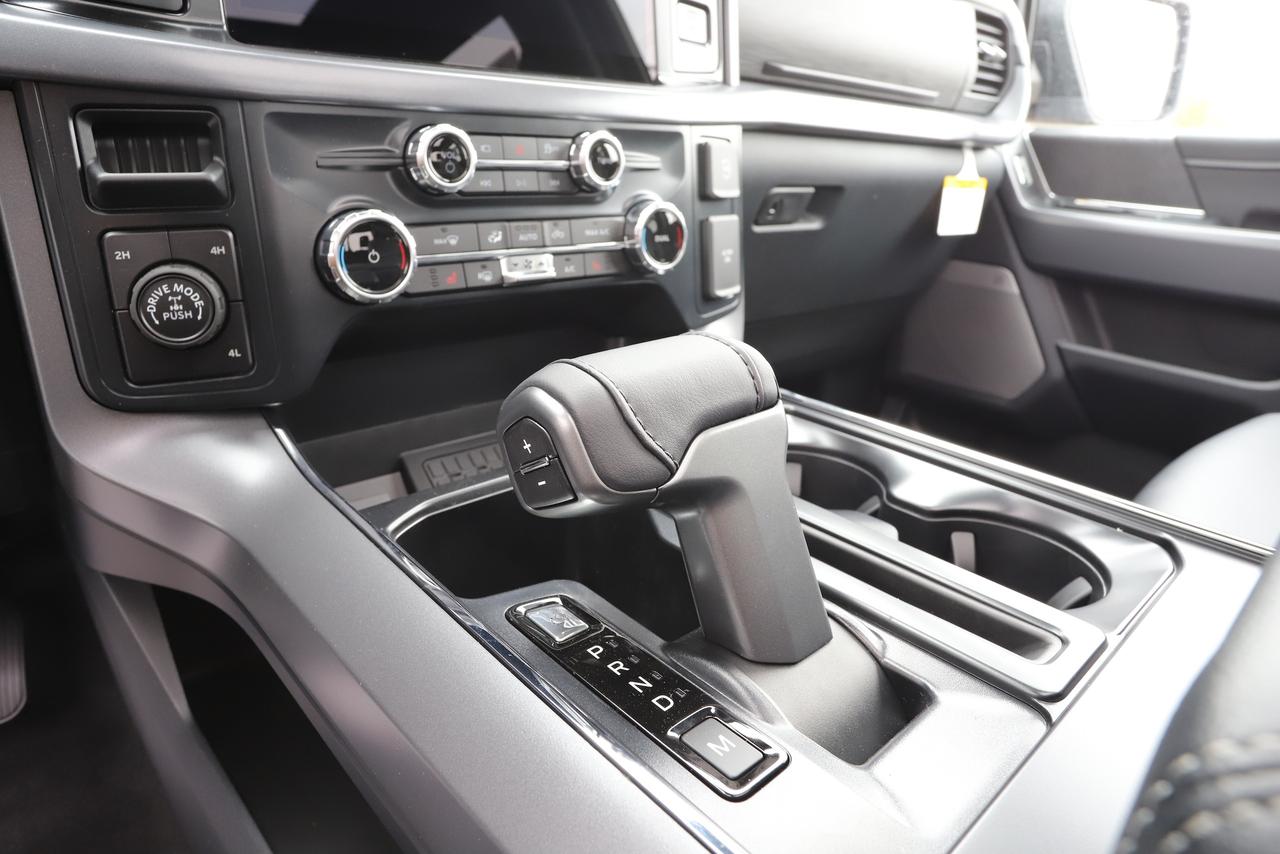 2026 Ford F-150 XLT 4WD SuperCrew 5.5' Box Photo
