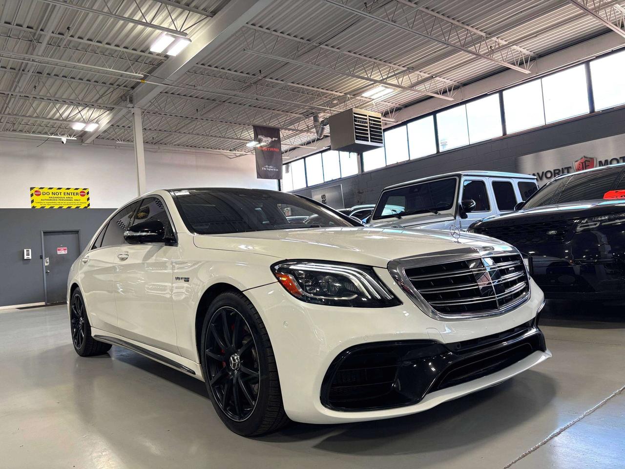 2018 Mercedes-Benz S-Class S63 AMG|V8BITURBO|4MATIC+|MASSAGE|HUD|BURMESTER|++ Photo
