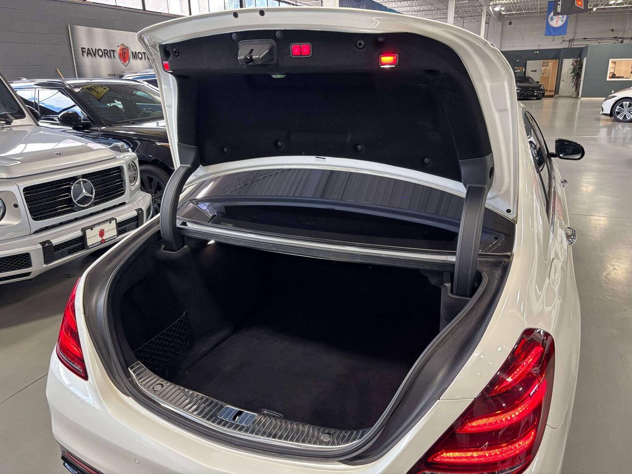 2018 Mercedes-Benz S-Class S63 AMG|V8BITURBO|4MATIC+|MASSAGE|HUD|BURMESTER|++ Photo