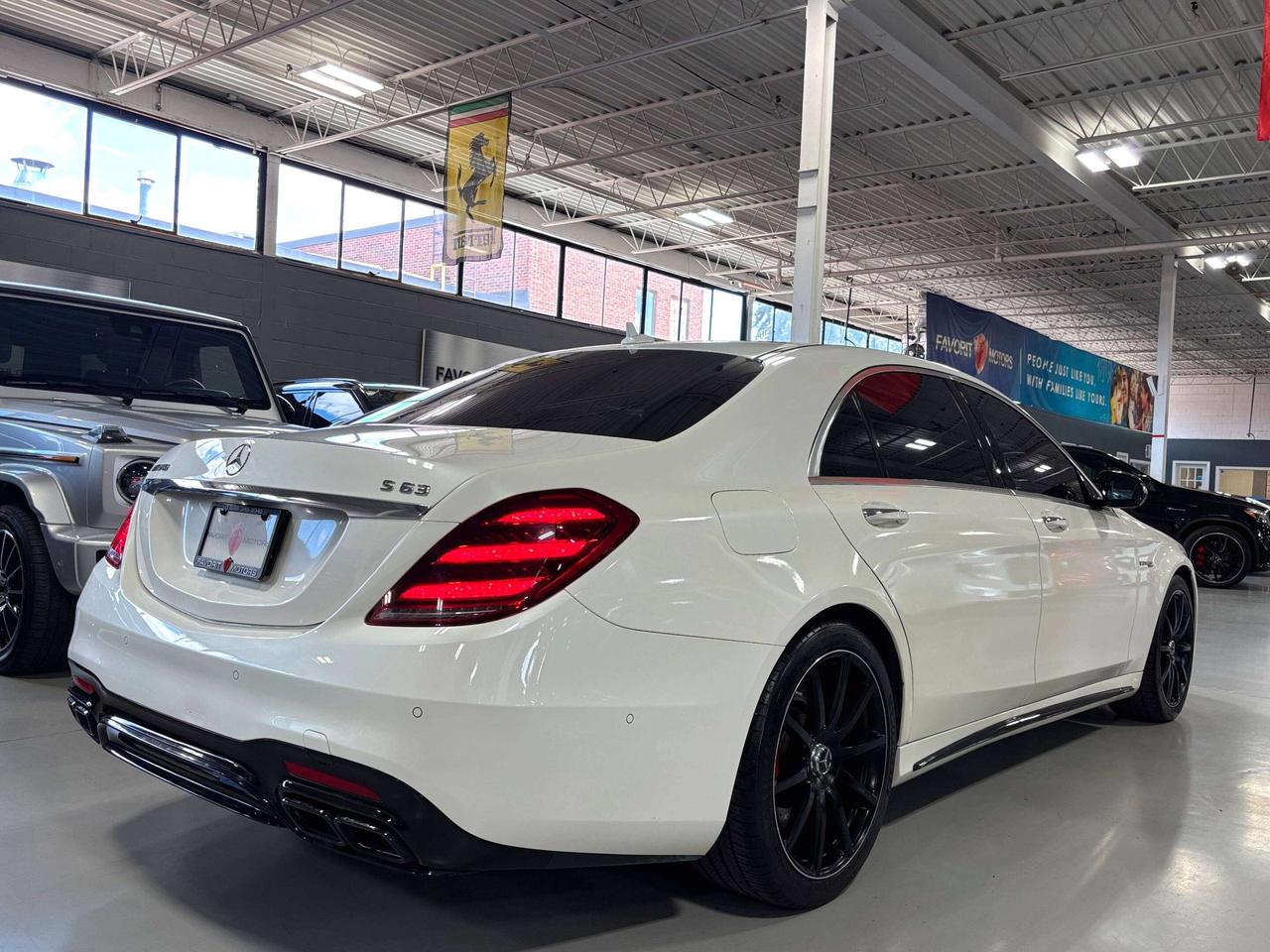 2018 Mercedes-Benz S-Class S63 AMG|V8BITURBO|4MATIC+|MASSAGE|HUD|BURMESTER|++ Photo