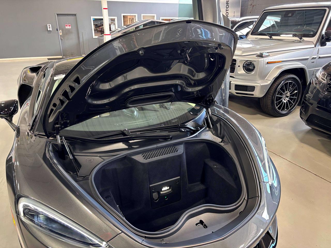 2020 McLaren GT NO LUX TAX|BUTTERFLYDOORS|CHROMICROOF|FRONTLIFT|+ Photo