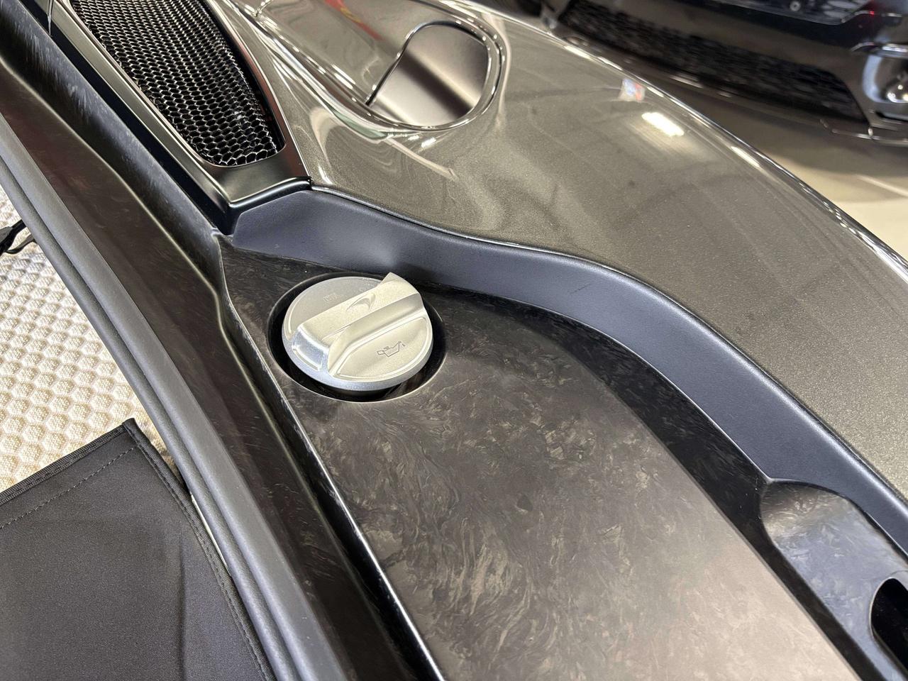 2020 McLaren GT NO LUX TAX|BUTTERFLYDOORS|CHROMICROOF|FRONTLIFT|+ Photo