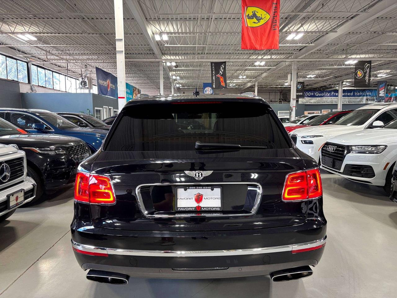2018 Bentley Bentayga W12|SIGNATURE|REAREXECUTIVE|NO LUX TAX|NIGHTVISION Photo