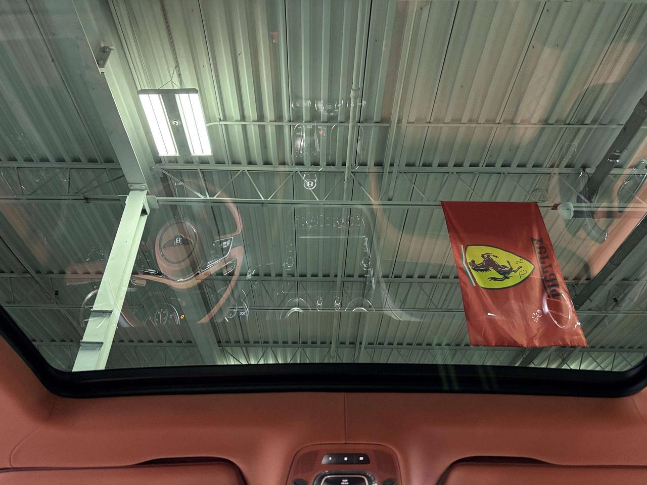 2018 Bentley Bentayga W12|SIGNATURE|REAREXECUTIVE|NO LUX TAX|NIGHTVISION Photo