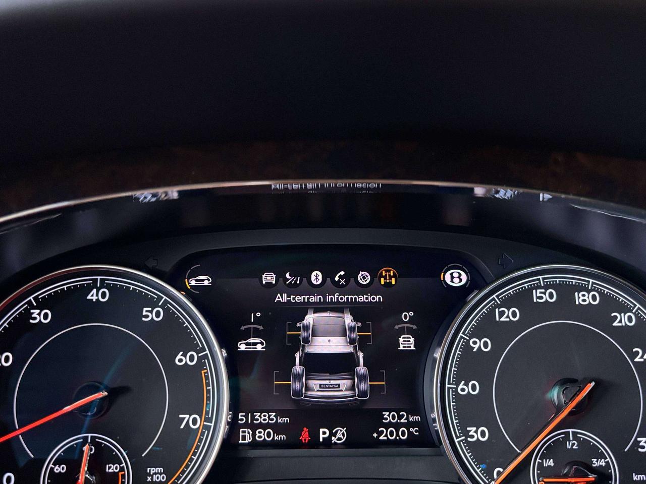 2018 Bentley Bentayga W12|SIGNATURE|REAREXECUTIVE|NO LUX TAX|NIGHTVISION Photo