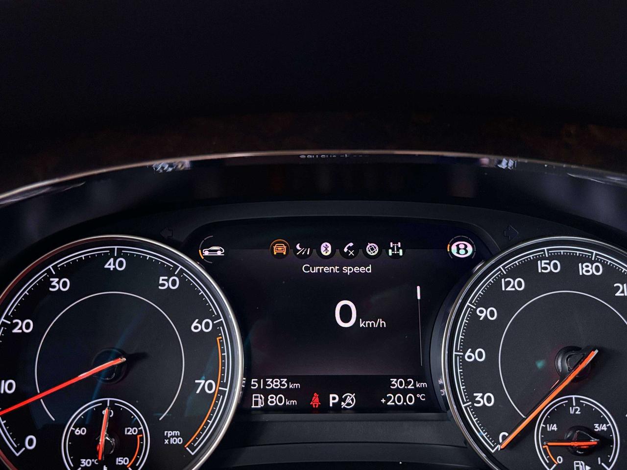 2018 Bentley Bentayga W12|SIGNATURE|REAREXECUTIVE|NO LUX TAX|NIGHTVISION Photo