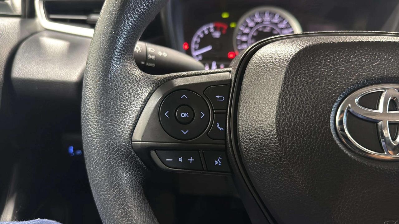 2022 Toyota Corolla LE | 16 SERVICE | ADAP CRUISE | CARPLAY | HTD SEAT Photo