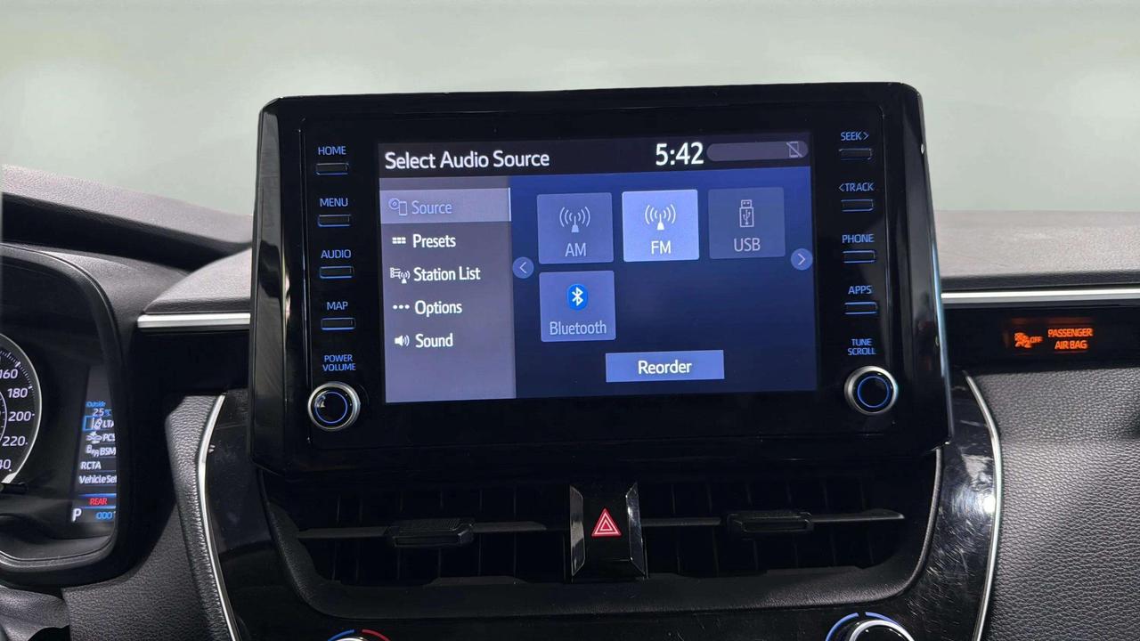 2022 Toyota Corolla LE | 16 SERVICE | ADAP CRUISE | CARPLAY | HTD SEAT Photo