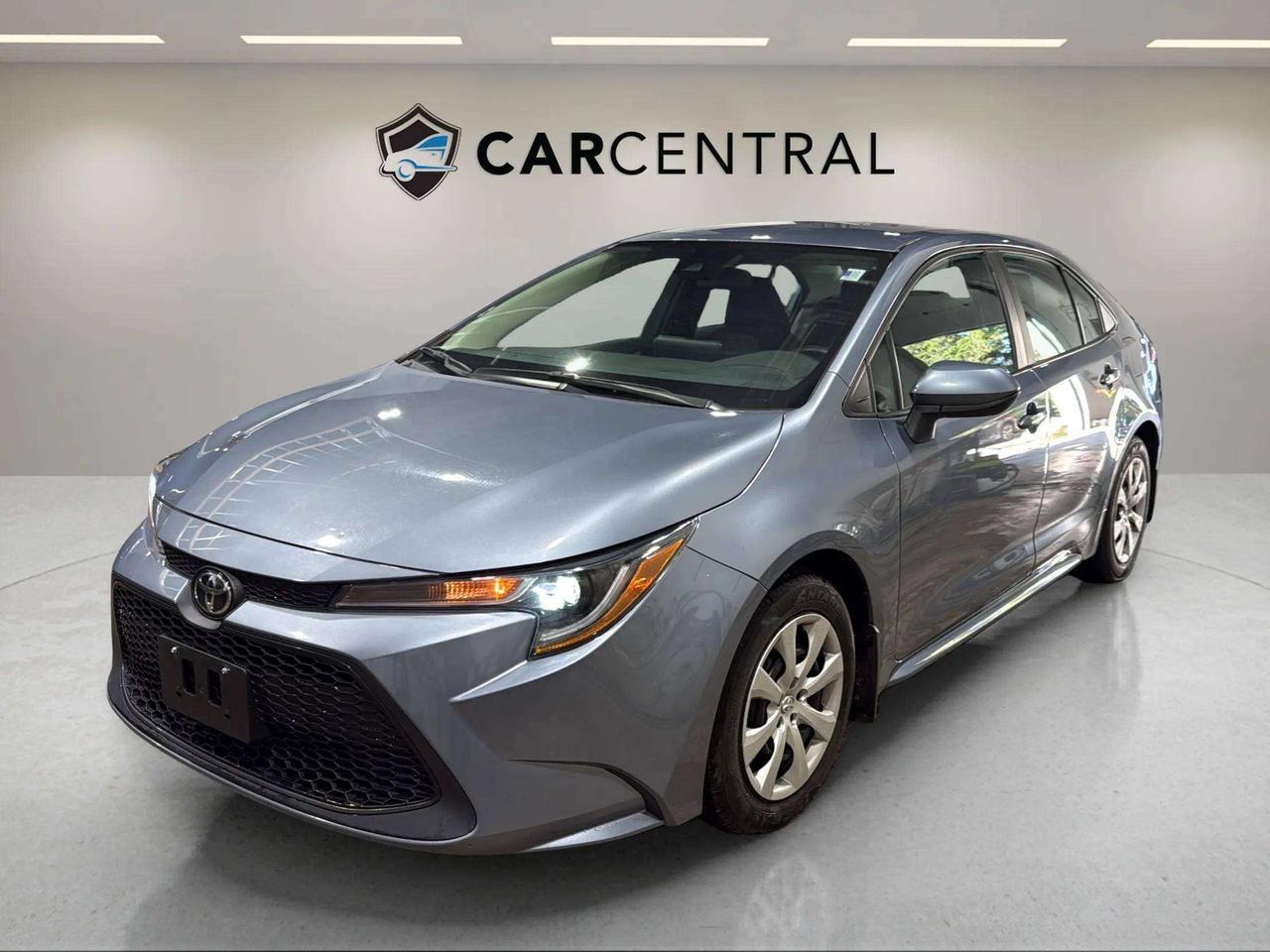 2022 Toyota Corolla LE | 16 SERVICE | ADAP CRUISE | CARPLAY | HTD SEAT Photo0
