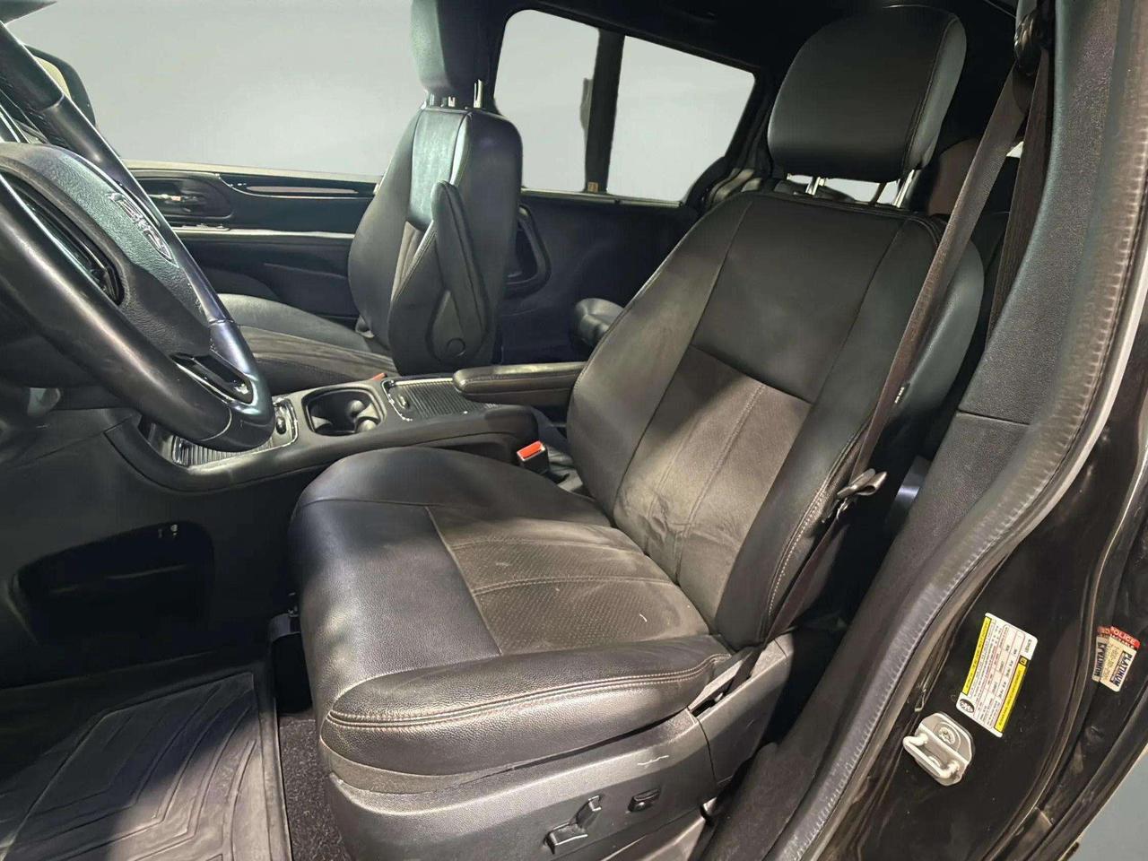 2020 Dodge Grand Caravan PREMIUM PLUS |CLEAN CARFAX|1 OWNER|LEATHER| PWR DR Photo