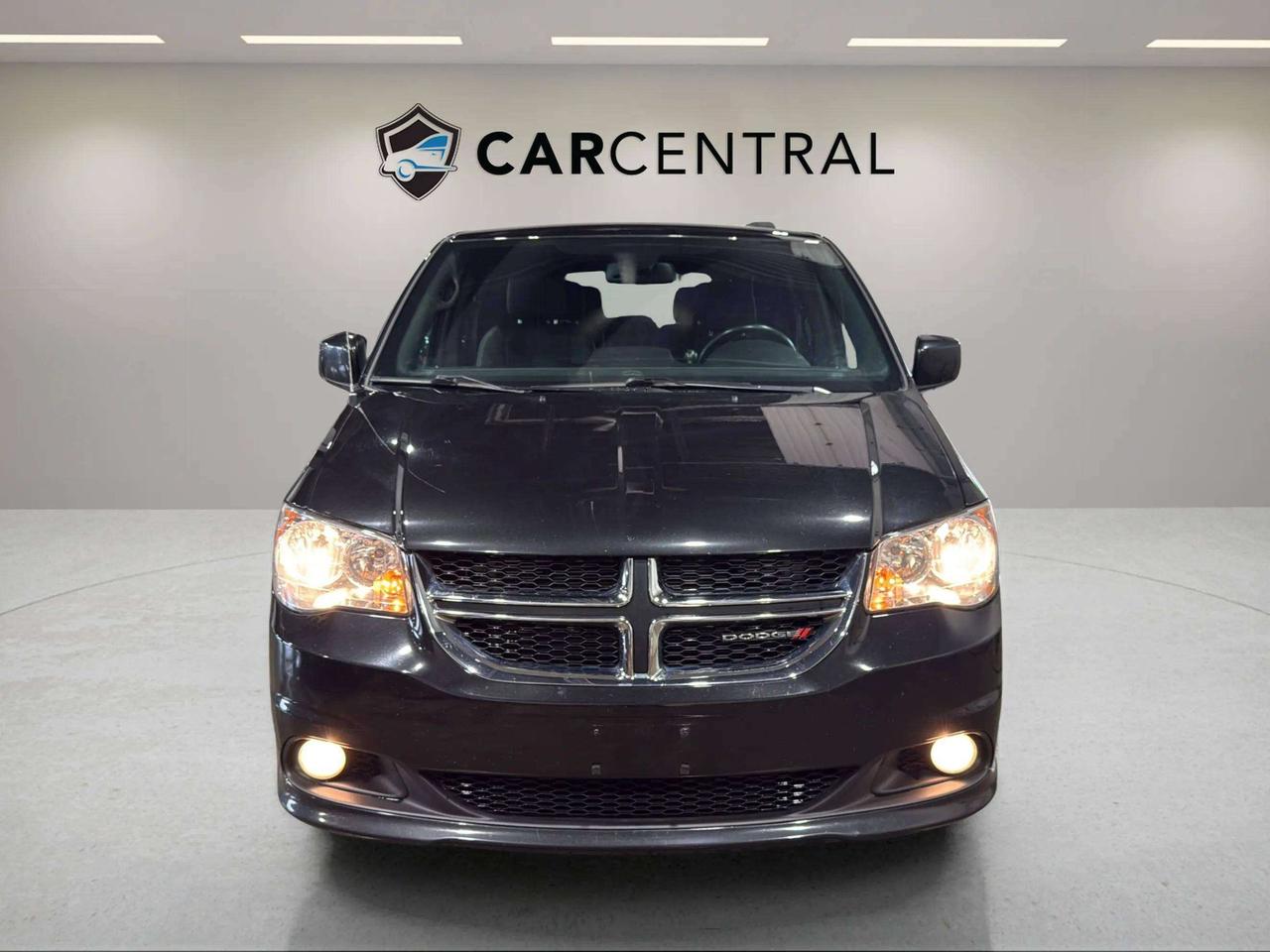 2020 Dodge Grand Caravan PREMIUM PLUS |CLEAN CARFAX|1 OWNER|LEATHER| PWR DR Photo