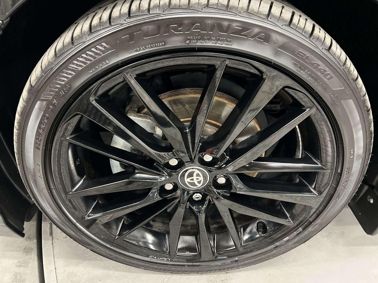 2024 Toyota Camry XSE AWD| LEATHER | PANO ROOF | CARPLAY | REAR CAM Photo