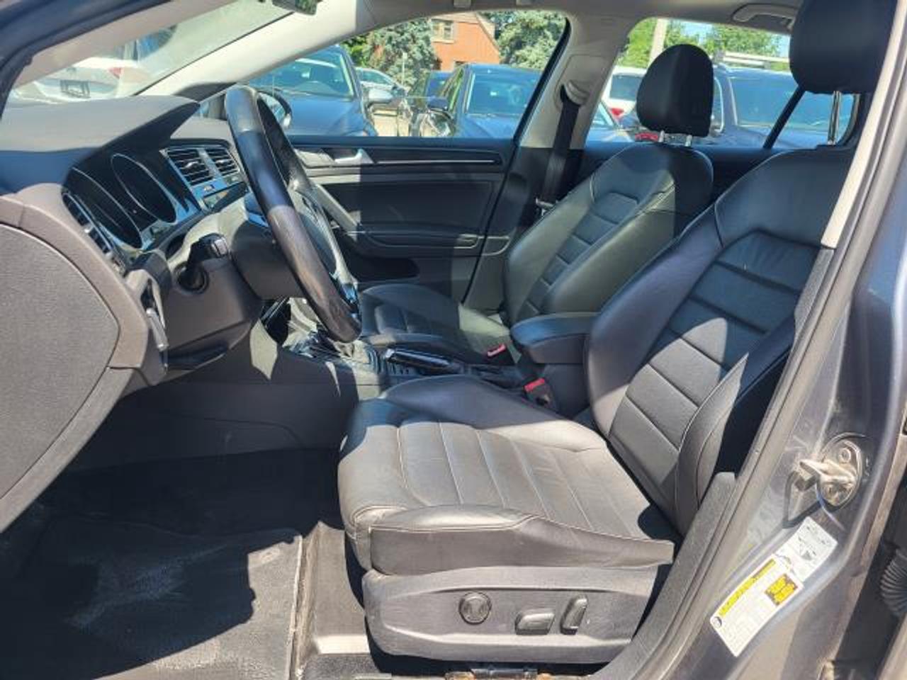 2018 Volkswagen Golf Highline Photo