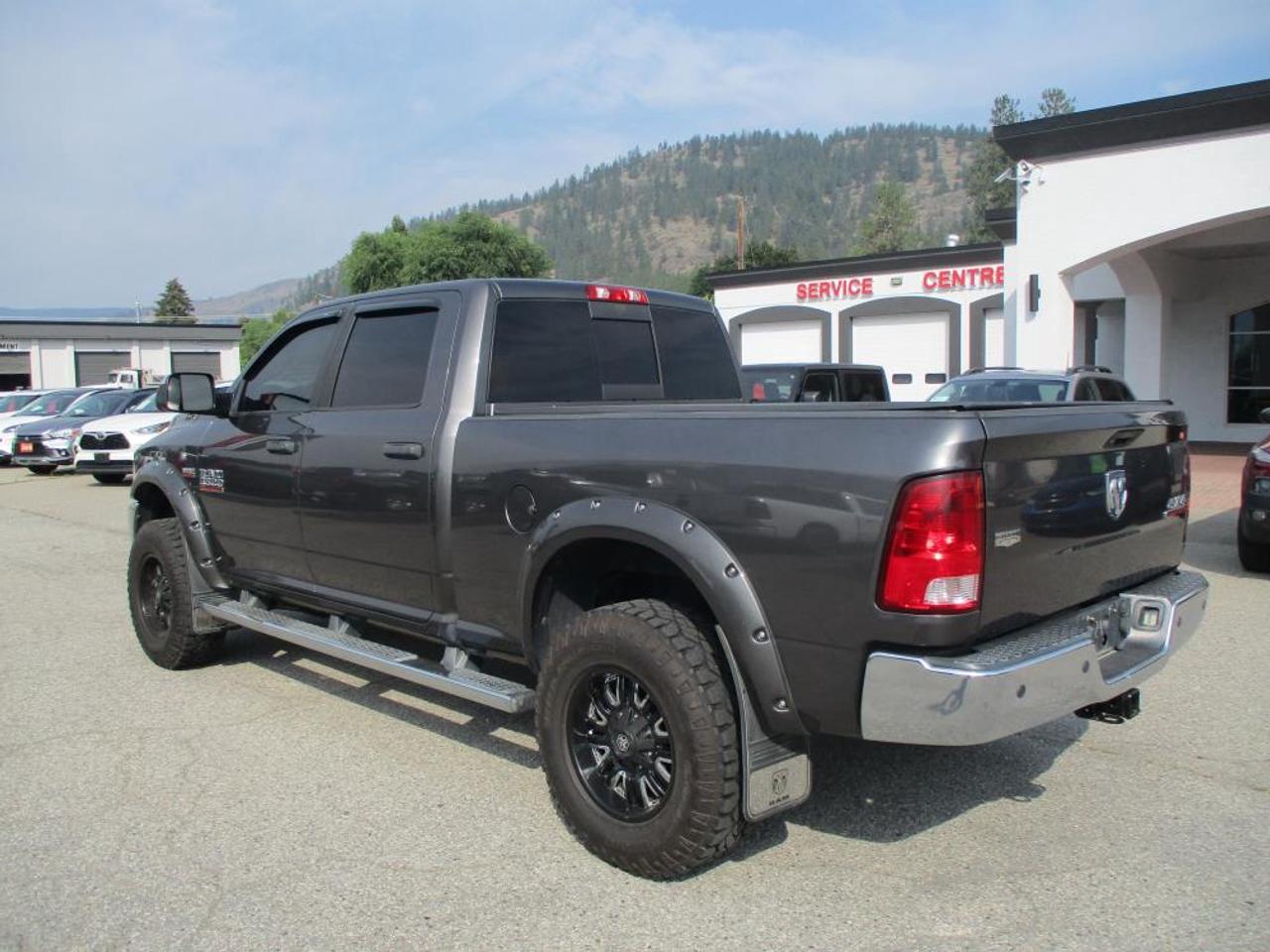 2015 RAM 3500 SLT CREW CAB 4X4 Photo