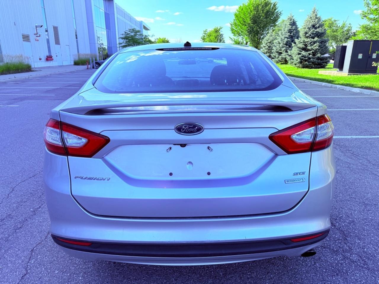 2013 Ford Fusion SE 4dr Sedan (2.5L 4cyl 6A) Photo