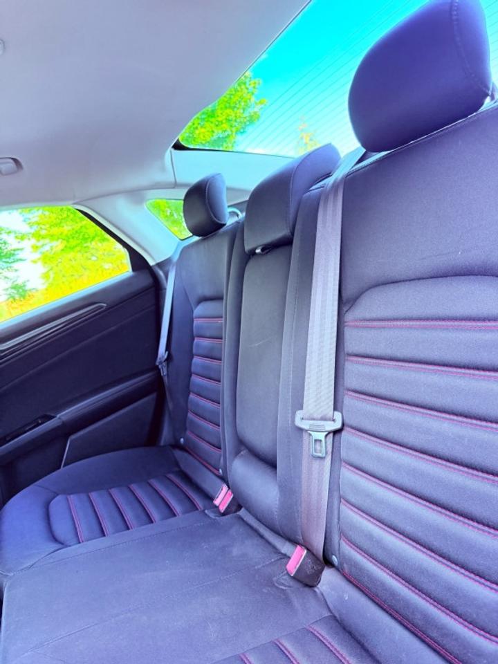 2013 Ford Fusion SE 4dr Sedan (2.5L 4cyl 6A) Photo