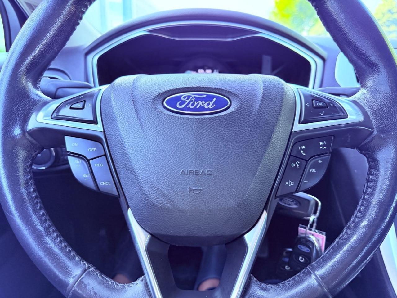 2013 Ford Fusion SE 4dr Sedan (2.5L 4cyl 6A) Photo