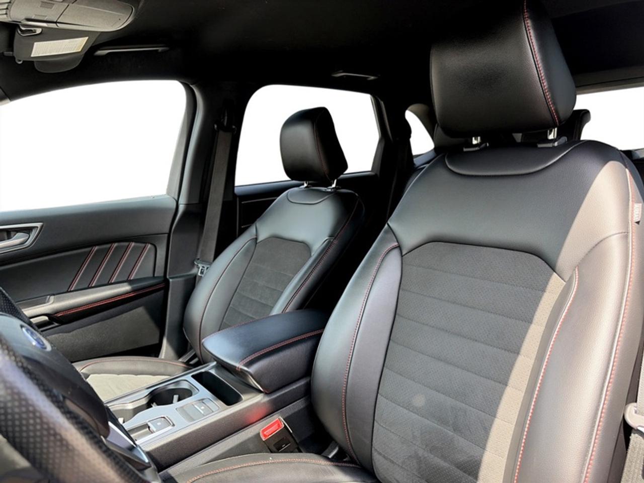 2022 Ford Edge ST Line  *CO-PILOT360 | COLD WEATH. PKG.* Photo