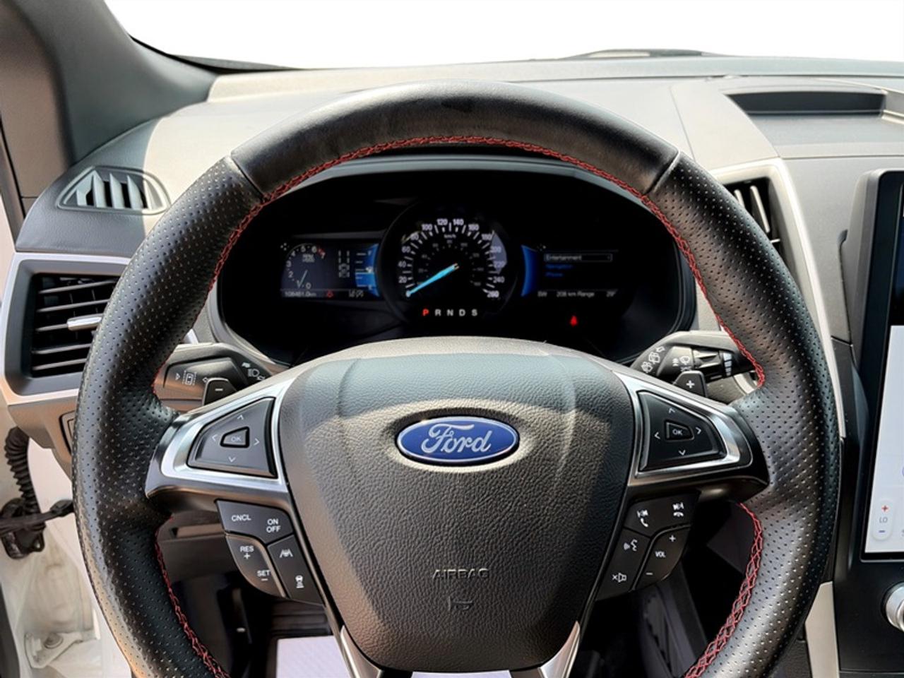 2022 Ford Edge ST Line  *CO-PILOT360 | COLD WEATH. PKG.* Photo