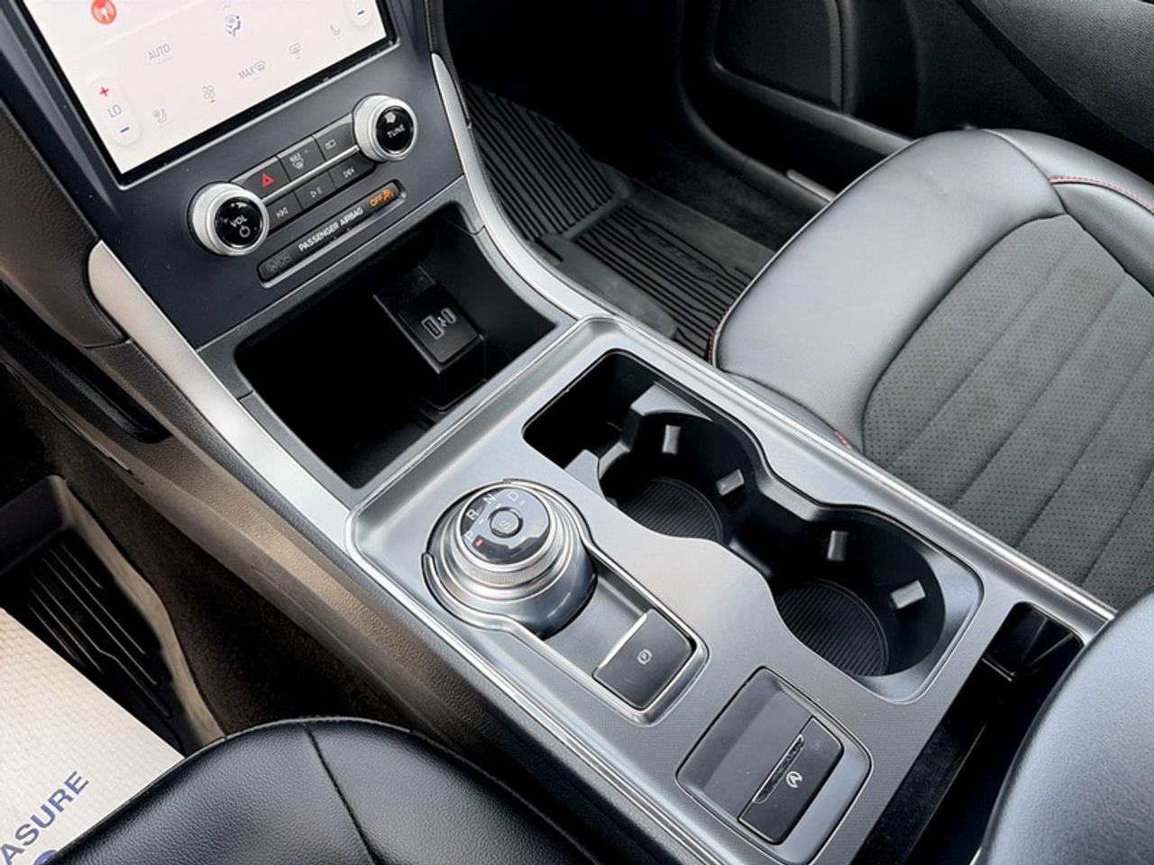 2022 Ford Edge ST Line  *CO-PILOT360 | COLD WEATH. PKG.* Photo