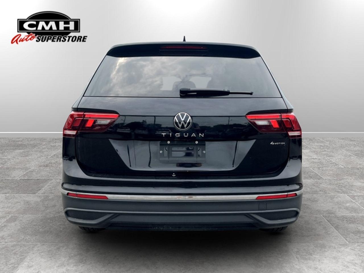 2022 Volkswagen Tiguan Comfortline  **CLEAN CARFAX** Photo4