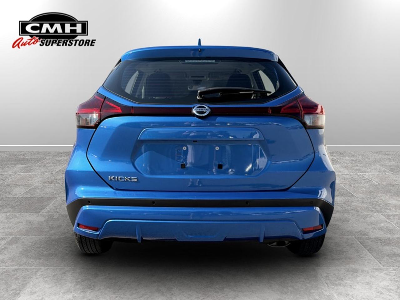 2021 Nissan Kicks S  **LOW KMS - ONE OWNER** Photo