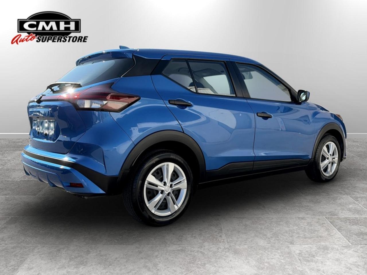 2021 Nissan Kicks S  **LOW KMS - ONE OWNER** Photo