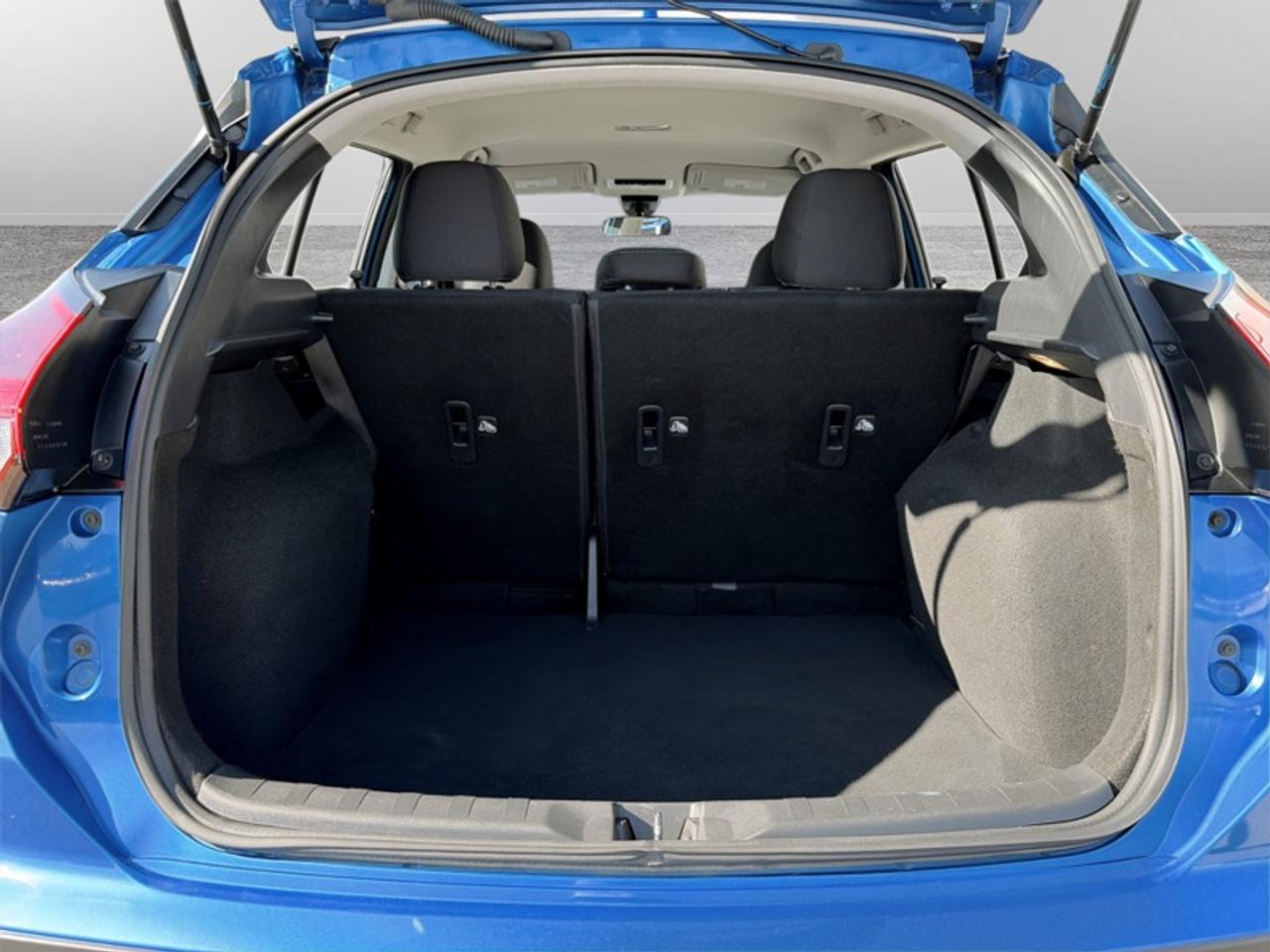 2021 Nissan Kicks S  **LOW KMS - ONE OWNER** Photo