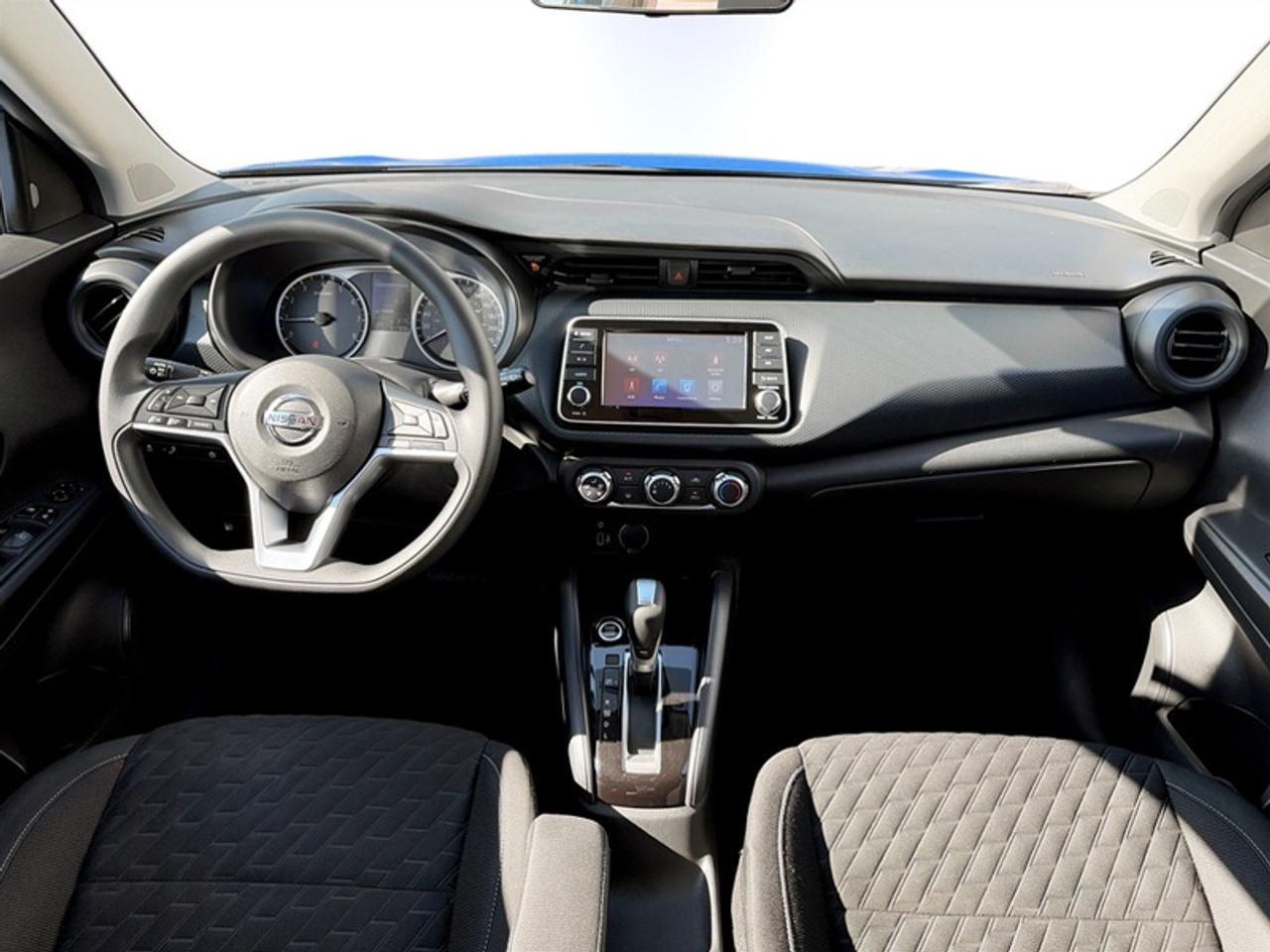 2021 Nissan Kicks S  **LOW KMS - ONE OWNER** Photo