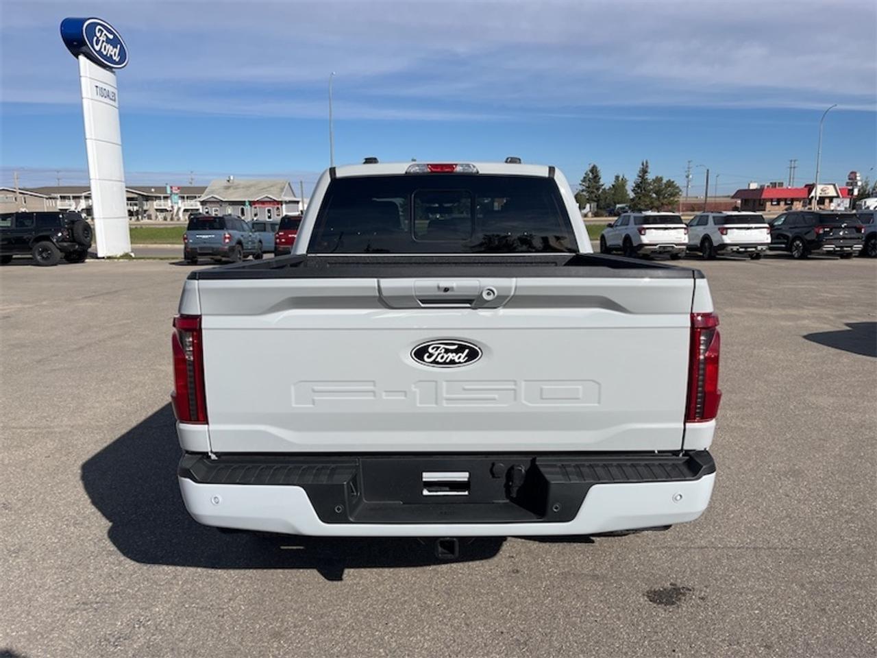 2026 Ford F-150 XLT  - 18" Wheels - Running Boards Photo5