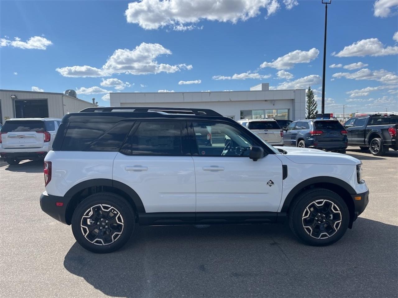 2026 Ford Bronco Sport Outer Banks  - Sunroof Photo1