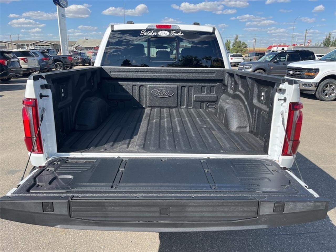 2026 Ford F-150 King Ranch  - Leather Seats Photo5
