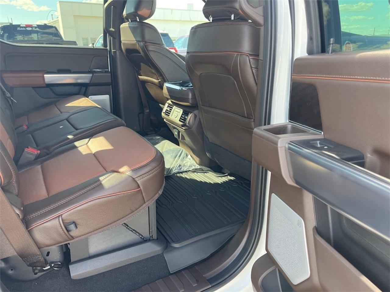 2026 Ford F-150 King Ranch  - Leather Seats Photo5