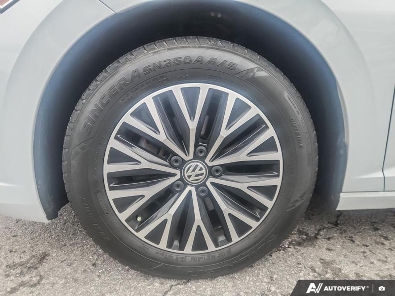 2019 Volkswagen Jetta Highline auto Photo