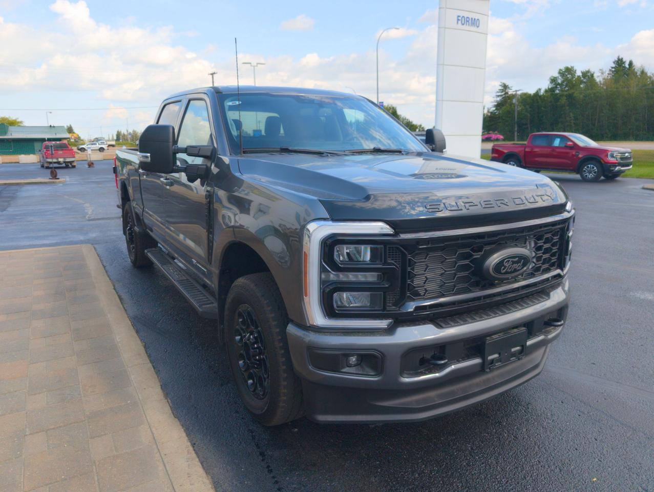2026 Ford F-250 Super Duty SRW XLT Photo3