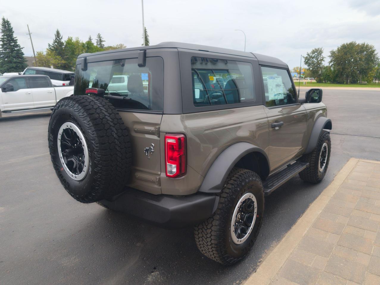 2026 Ford Bronco Base Photo4