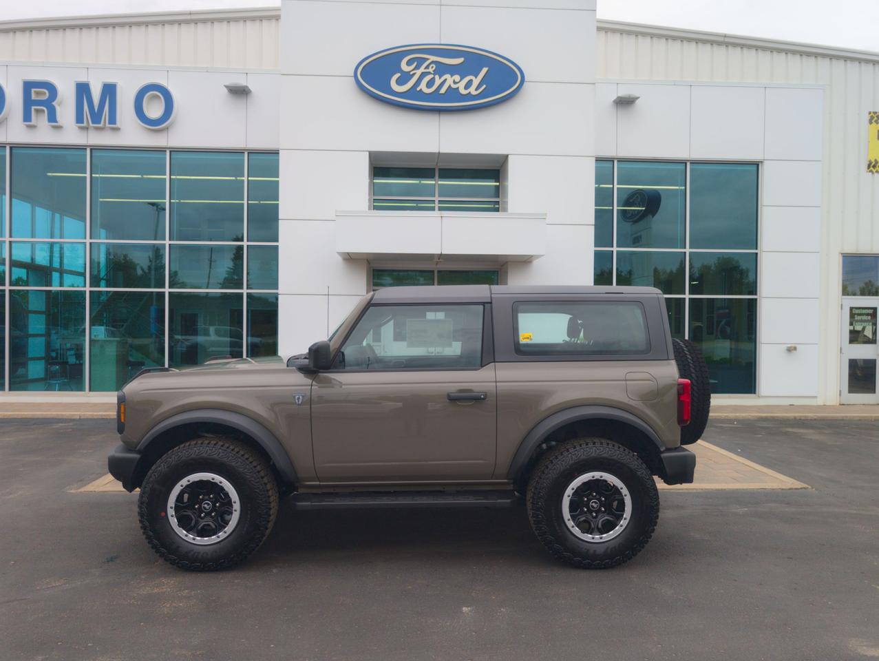 2026 Ford Bronco Base Photo0