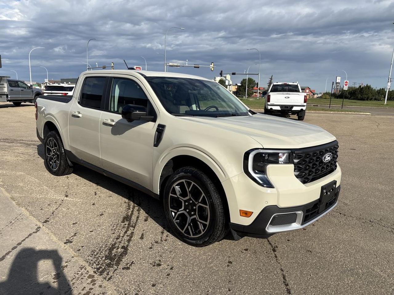 2025 Ford Maverick Lariat Photo0