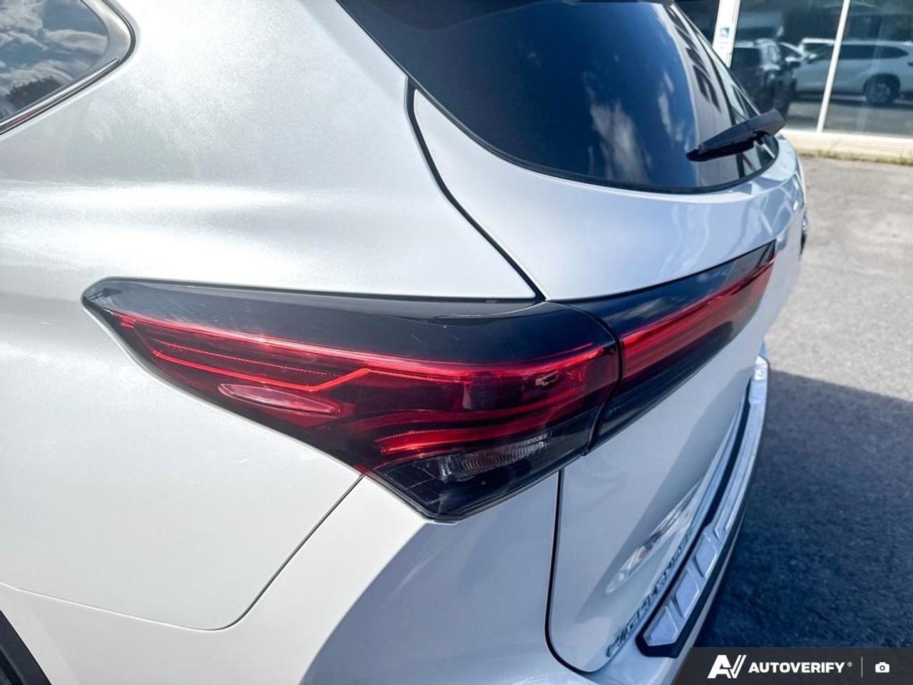 2023 Toyota Highlander 4WD Photo