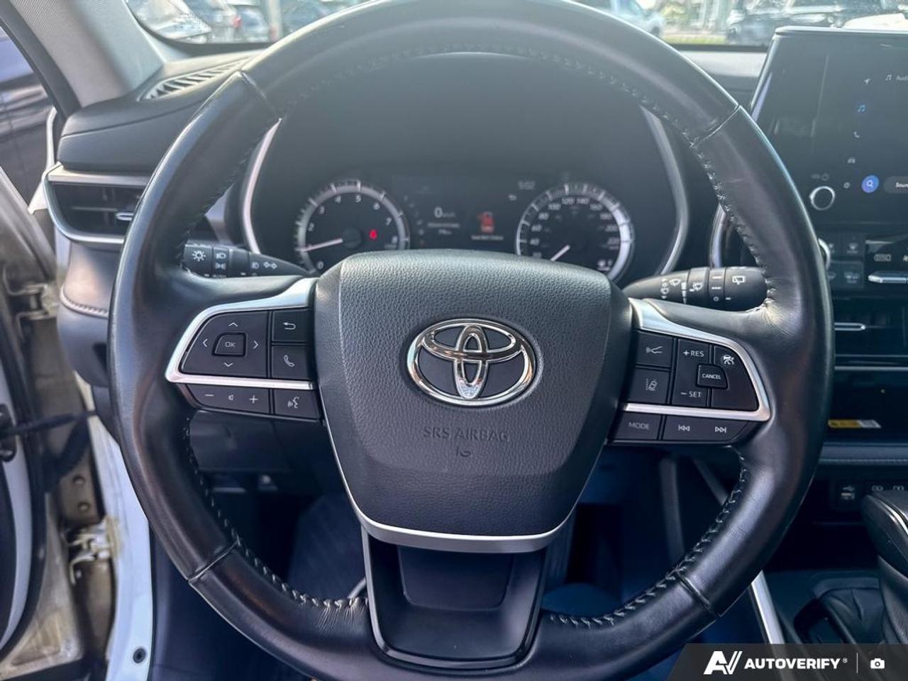 2023 Toyota Highlander 4WD Photo