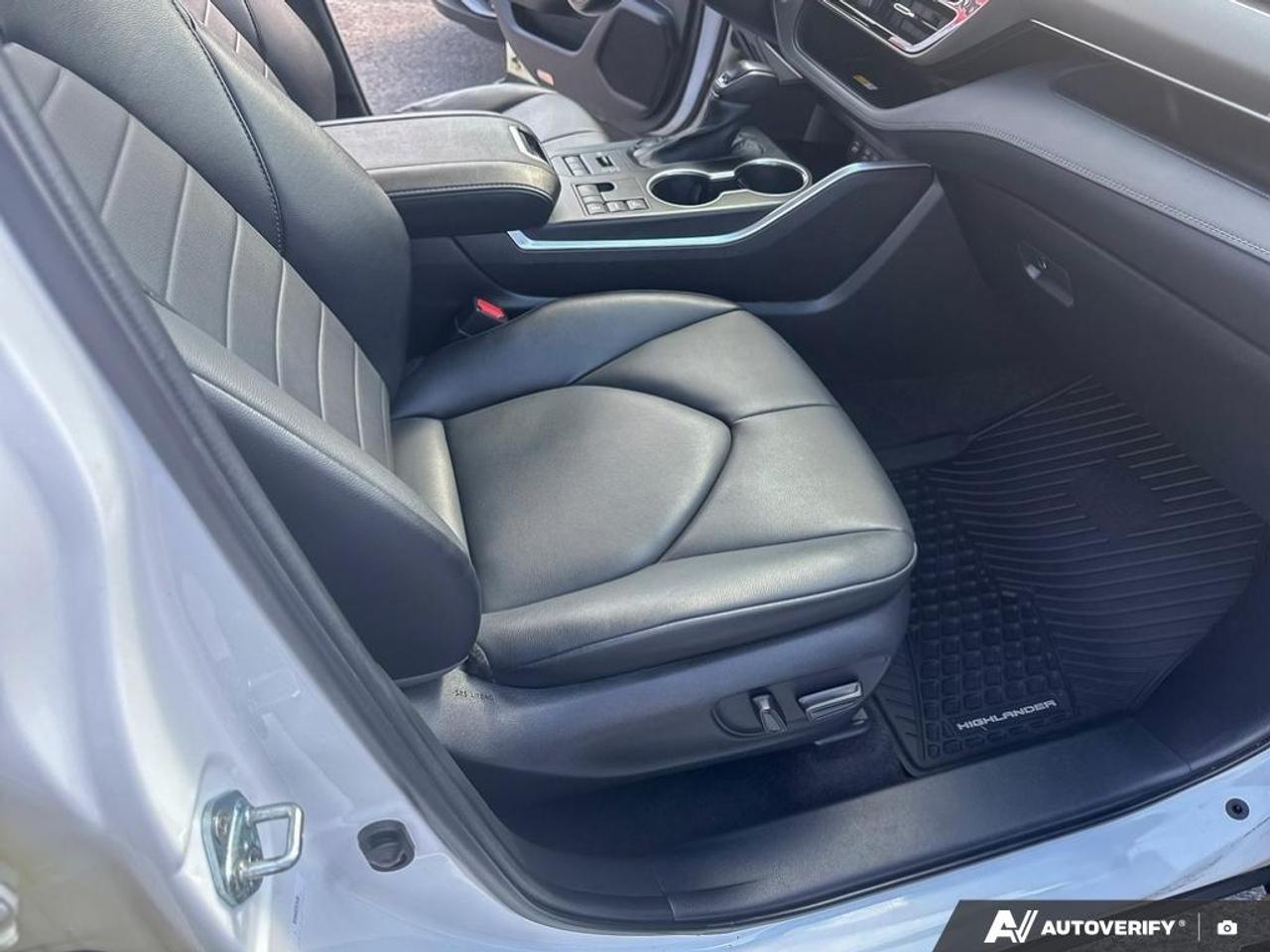 2023 Toyota Highlander 4WD Photo