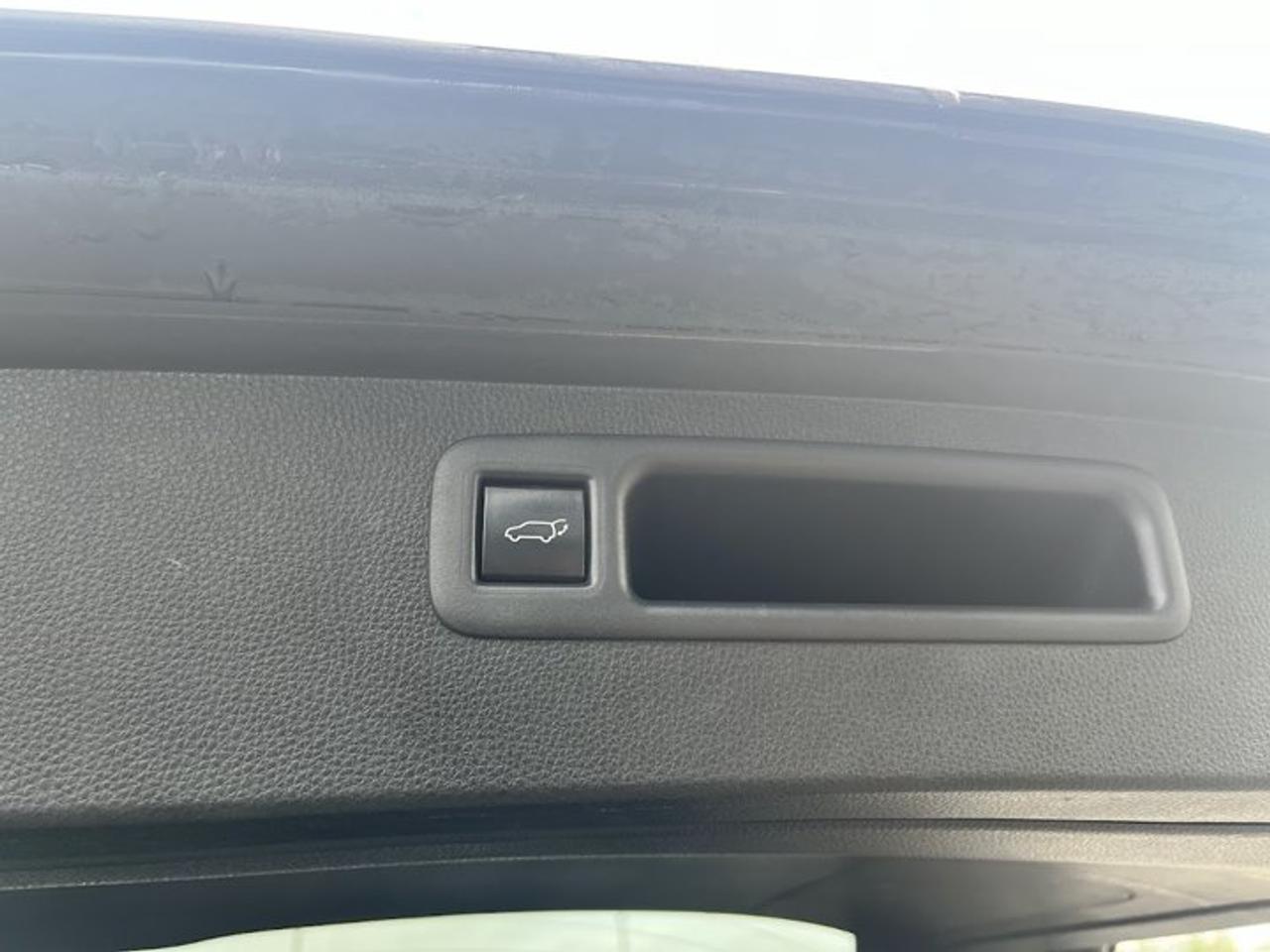 14492263.828056376