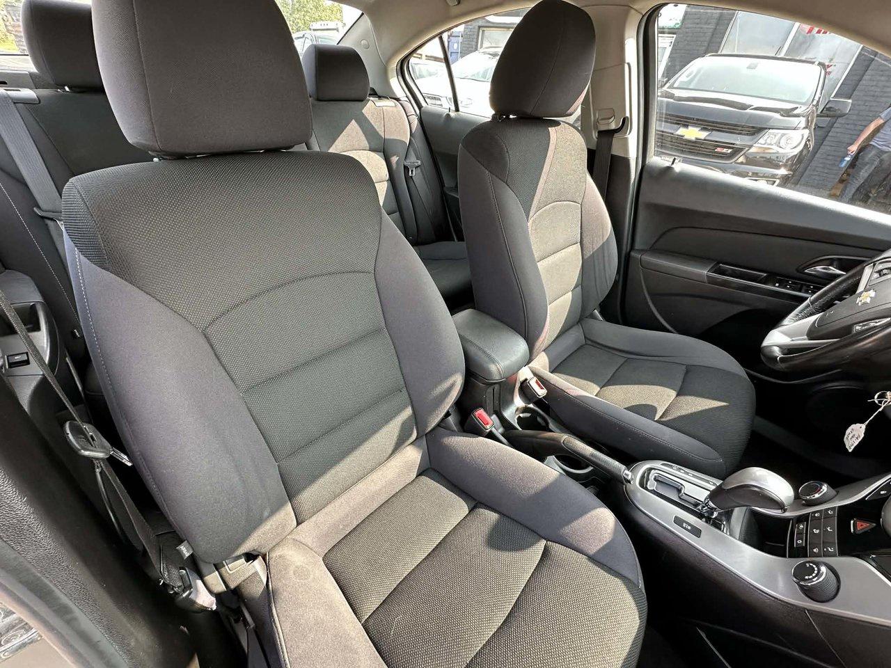 2013 Chevrolet Cruze LT Turbo - Photo #10