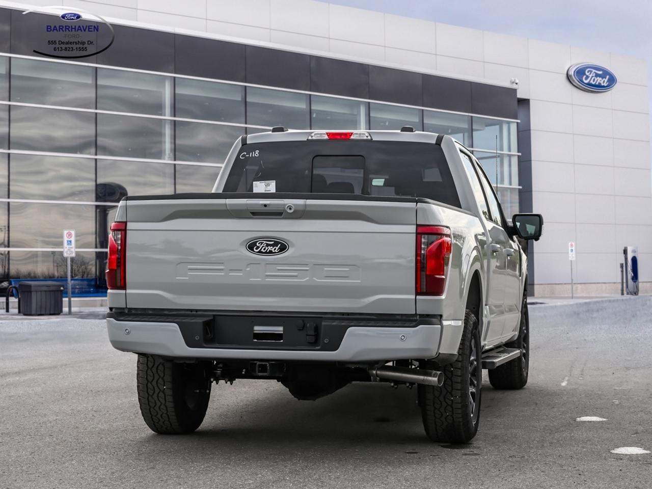 2026 Ford F-150 XLT Photo2