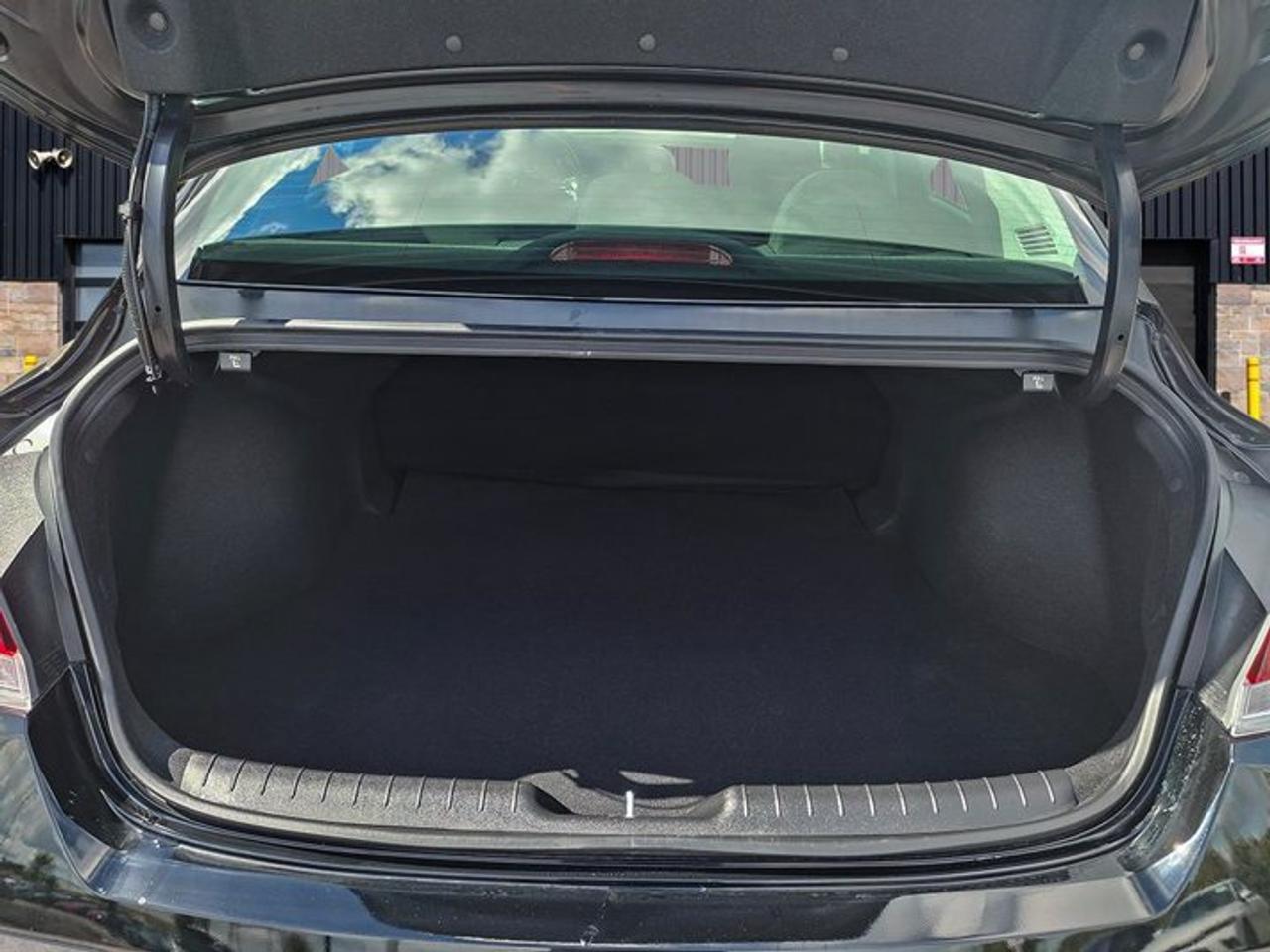 2025 Hyundai Elantra Preferred Tech | Sunroof | Nav | Heated Wheel + Seats | BCA | RCCA | CarPlay + Android | and More ! Photo