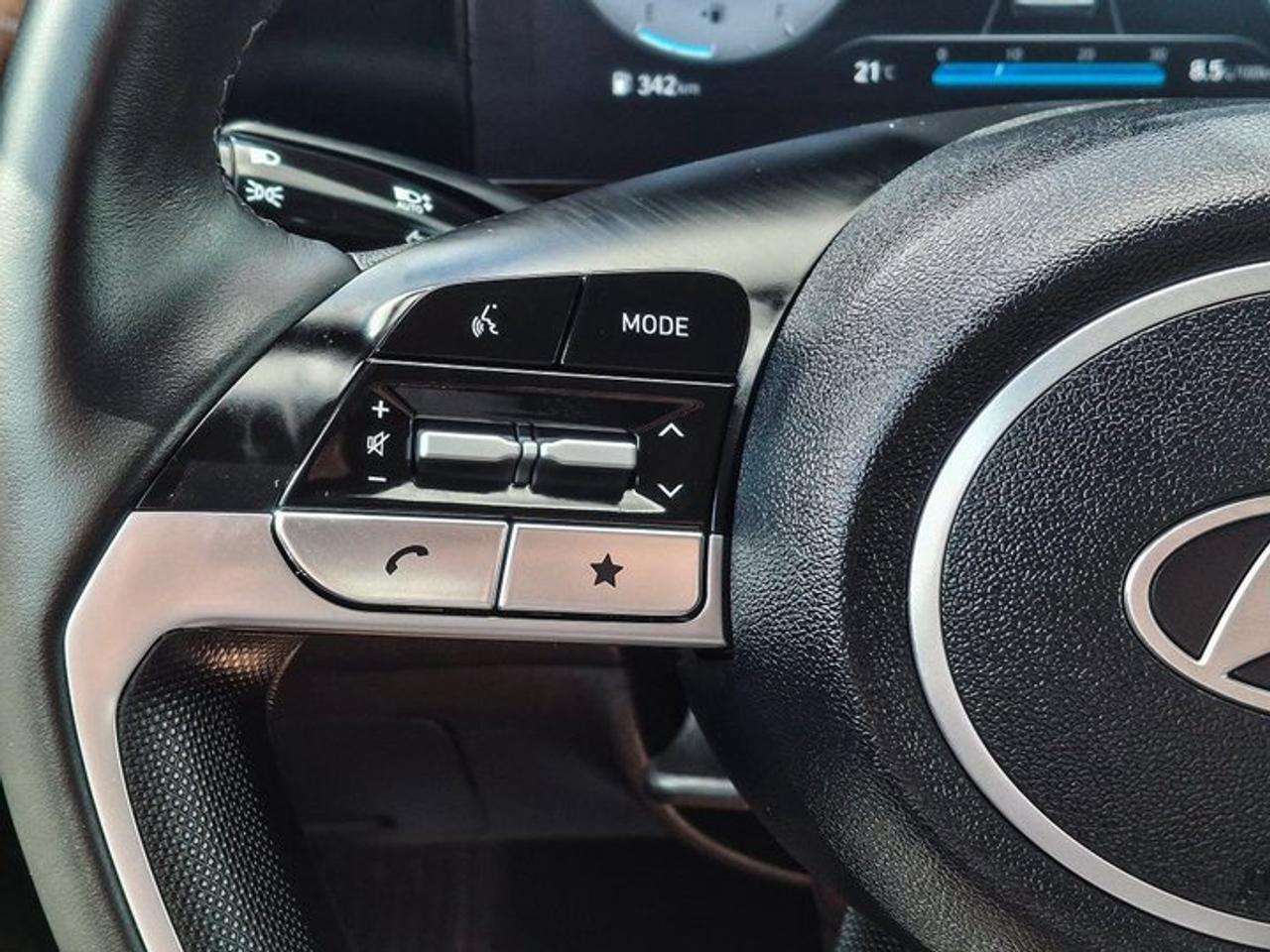 2025 Hyundai Elantra Preferred Tech | Sunroof | Nav | Heated Wheel + Seats | BCA | RCCA | CarPlay + Android | and More ! Photo