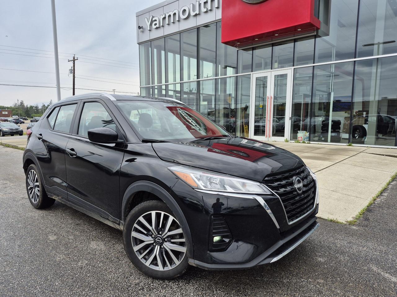 2025 Nissan Kicks Play SV