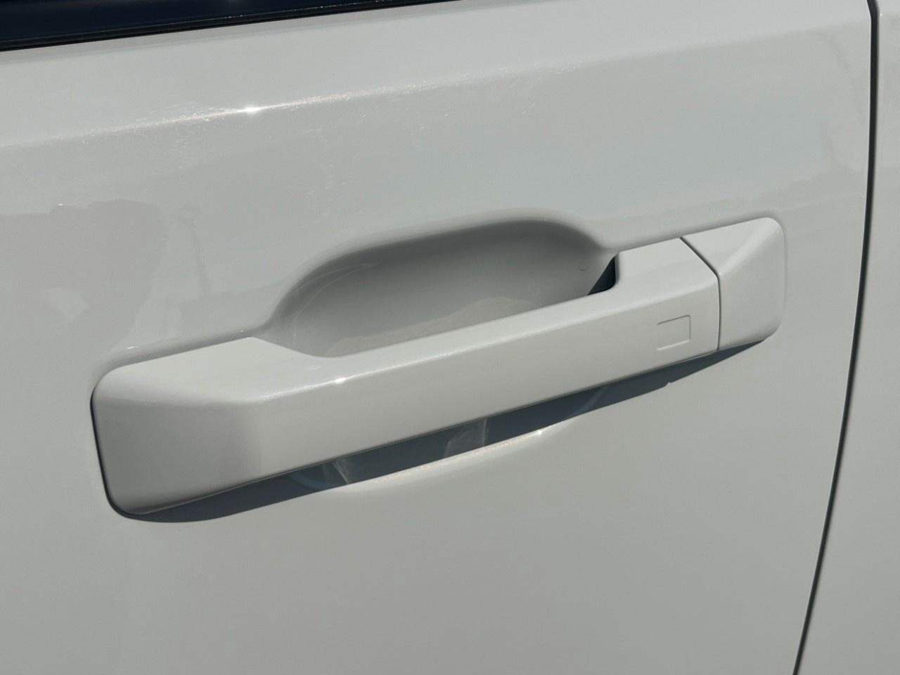 2026 Hyundai Santa Fe Hybrid Ultimate Calligraphy AWD Photo