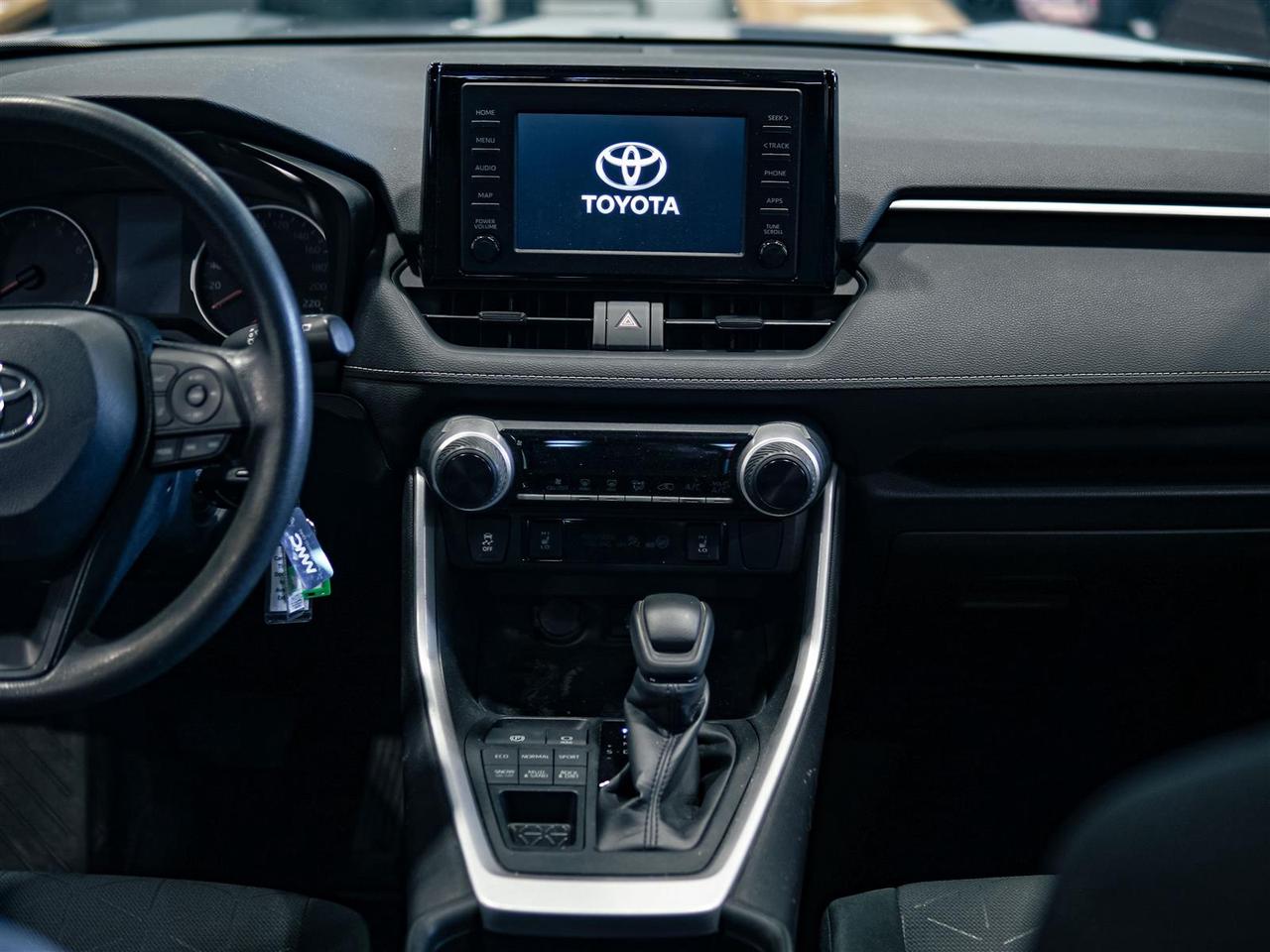 2020 Toyota RAV4 LE AWD | ONE OWNER | NO ACCIDENTS Photo