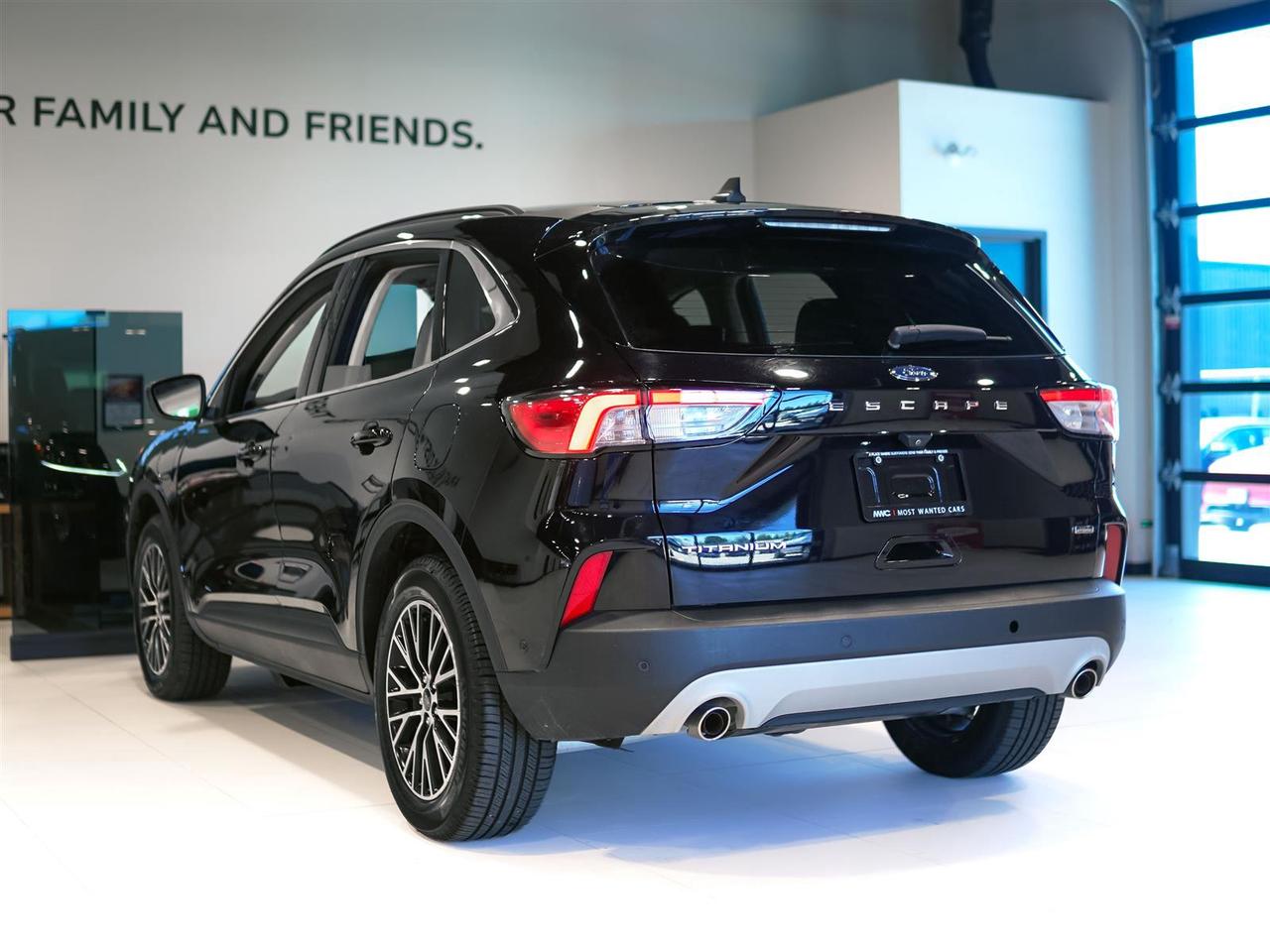 2021 Ford Escape Hybrid TITANIUM PLUG IN HYBRID | NO ACCIDENTS Photo